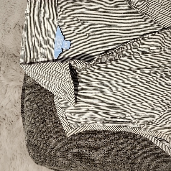 Collared Shirt - Picture 2 of 4